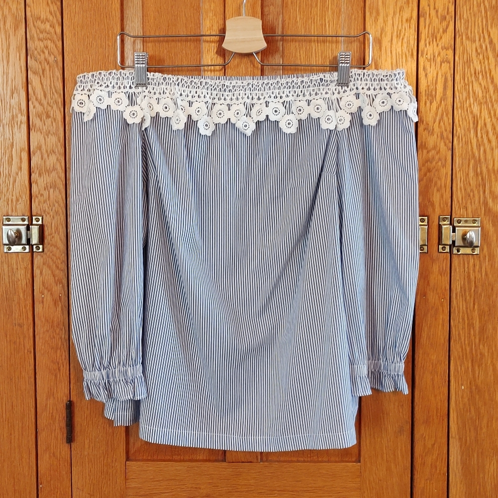 Elle blue & white stripe & lace cold shoulder peasant top